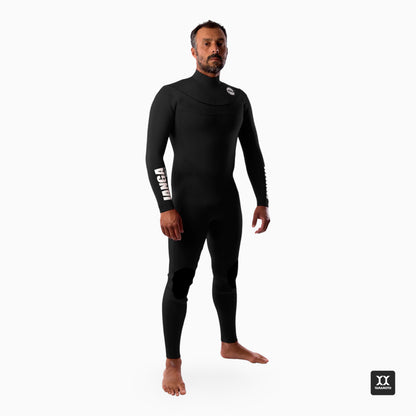 Surfer wearing JANGA PRO Fullsuit 4/3mm black - front