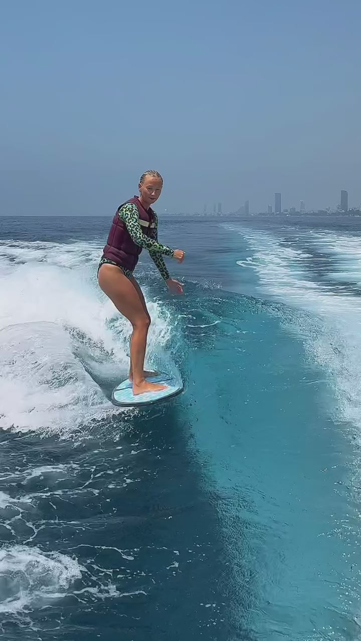 @yana_wake wearing JANGA wetsuit 